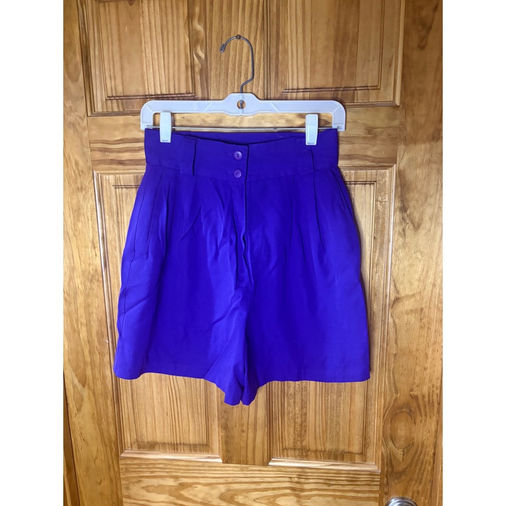 Studio C Vintage High Waisted Pleated Shorts Purple Size 9/10 Retro Made in USA